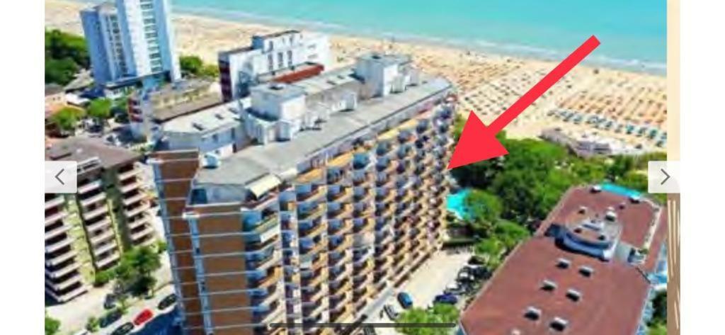 Residence Cristallo Lignano Sabbiadoro Buitenkant foto